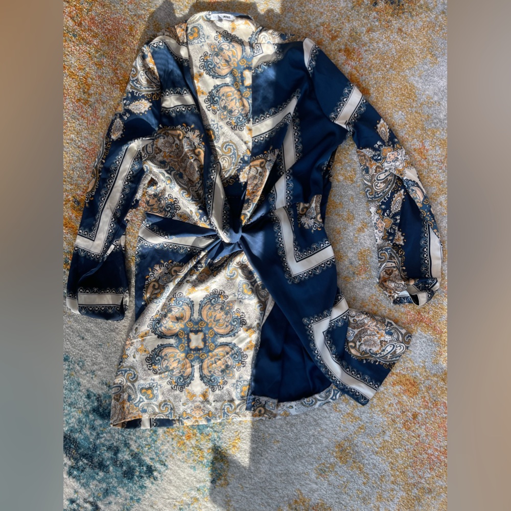 Women’s dress